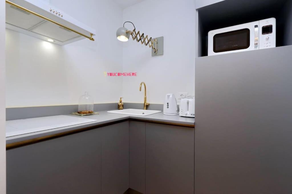 Ych-Renovated And Design Flat Close To The Center 罗马 外观 照片