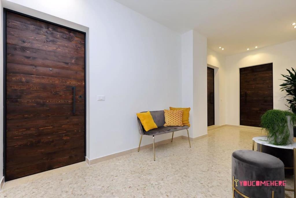 Ych-Renovated And Design Flat Close To The Center 罗马 外观 照片